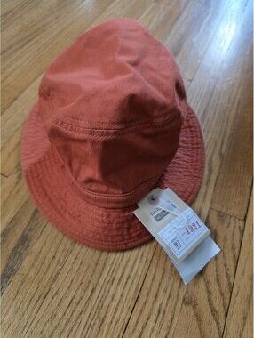 Dorfman Size M Orange Bucket Hat